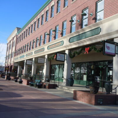 Restaurants along mainstreet in Parker CO