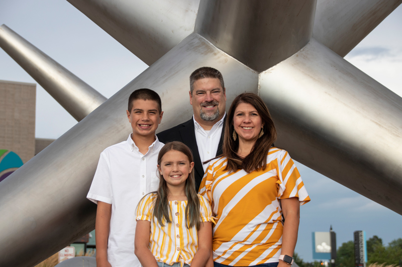 todd henrecks and family 