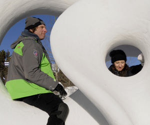 ice-sculpture breckenridge international snow sculpture competitoin 2012