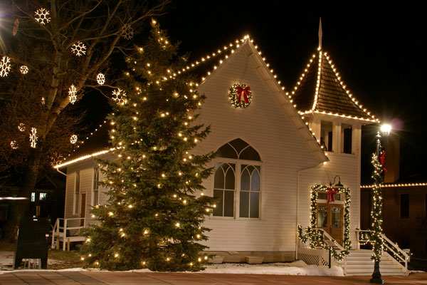 Ruth Chapel Mainstreet Parker Colorado at Christmas